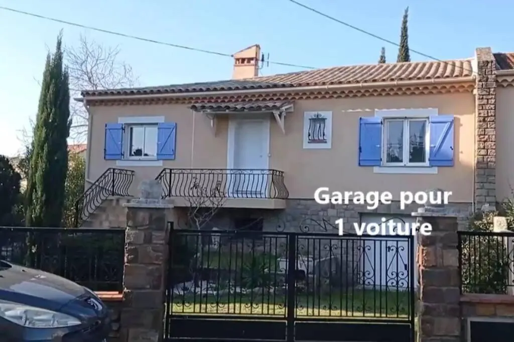 Holiday home Maison Au Calme Avec Jardin Et Piscine Saint Raphael