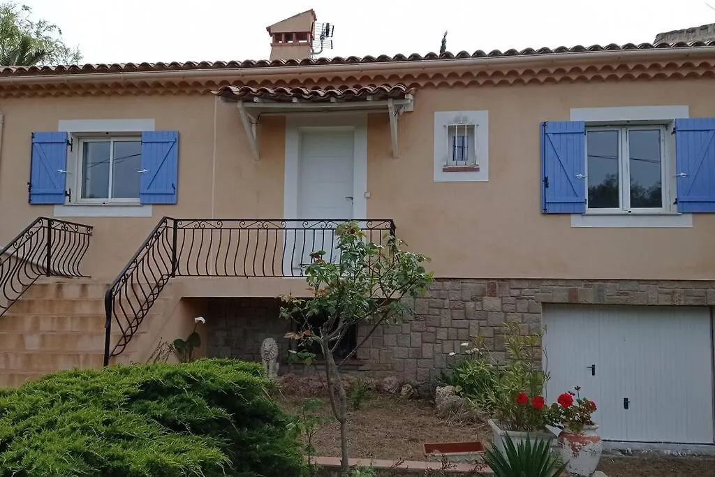 Maison Au Calme Avec Jardin Et Piscine Saint Raphael 0*, Saint-Raphaël Francie